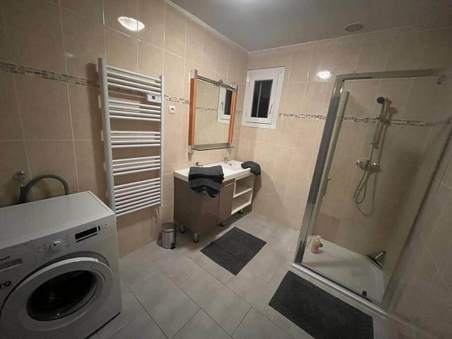 Maison Dans Residence Pavillonnaire Paisible Cannes-Ecluse Bagian luar foto